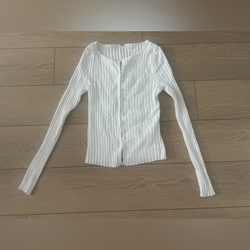 Free people Tilly white ribbed long sleeved top/cardigan size large